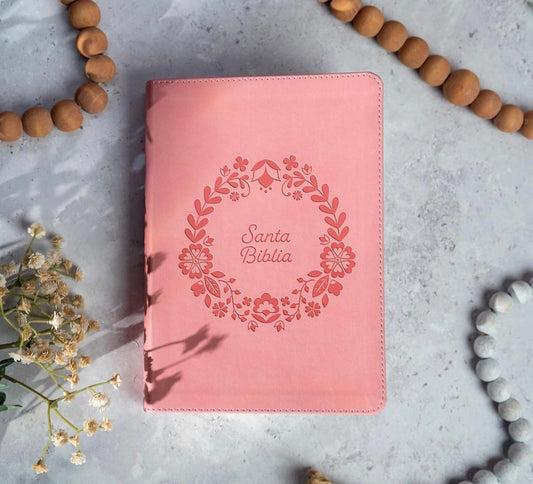 Biblia para regalos y premios, con palabras de Cristo en rojo, subtítulos temáticos, concordancia y mapas a todo color