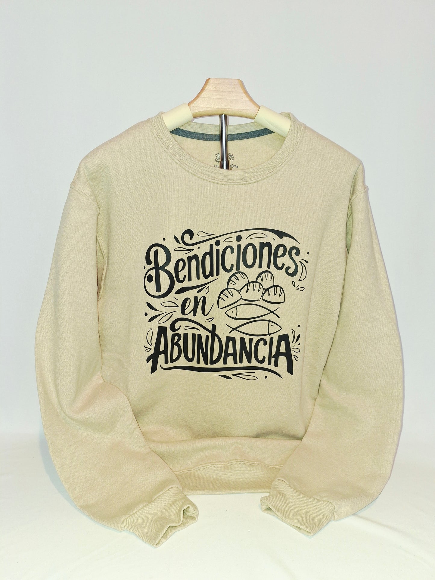 Sueter con estampado en negro unisex