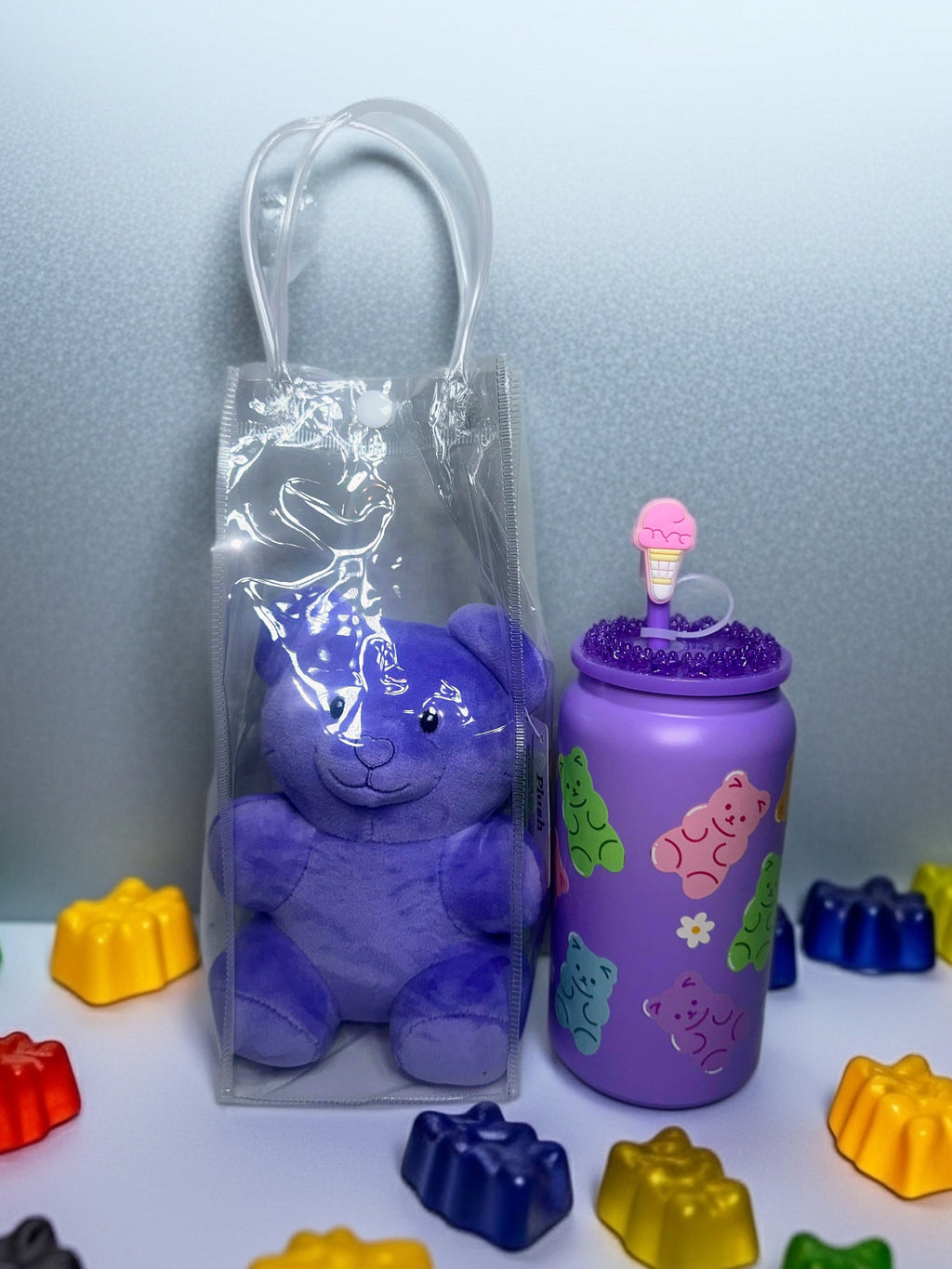 Glass set with gummy bear print and purple teddy bear