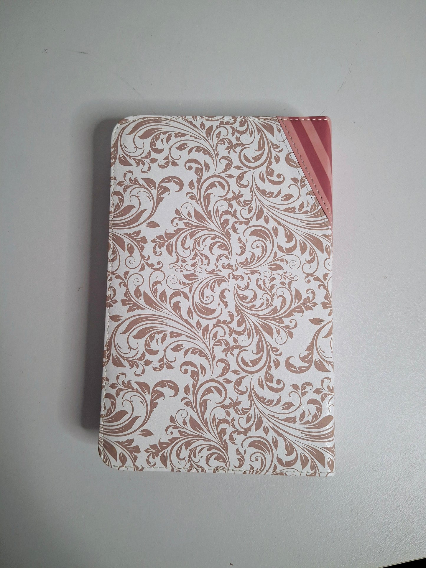 Biblia Reyna-Valera 1960 "Mis quince"